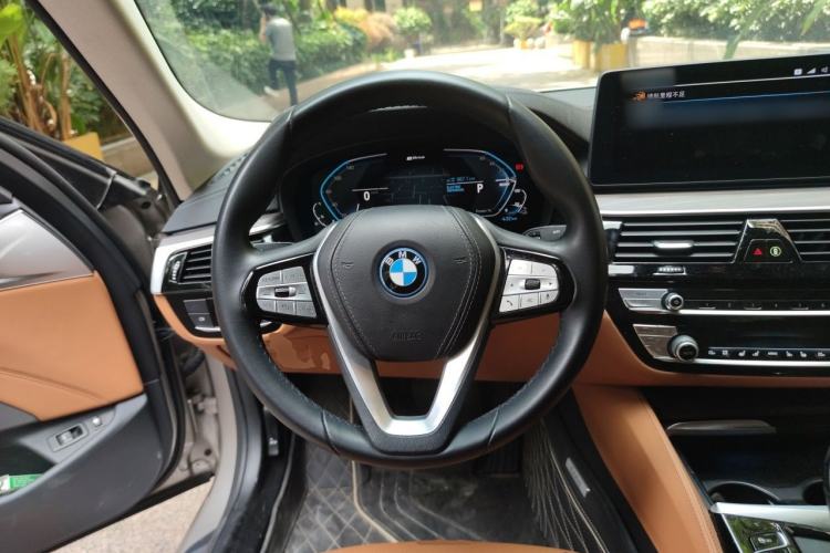 Used BMW 5 Series New Energy 2022 535Le Luxury Package Steering Wheel
