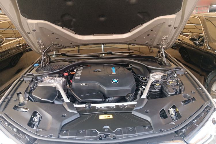 Used BMW 5 Series New Energy 2022 Restyled 535Le M Sport Package Engine Bay