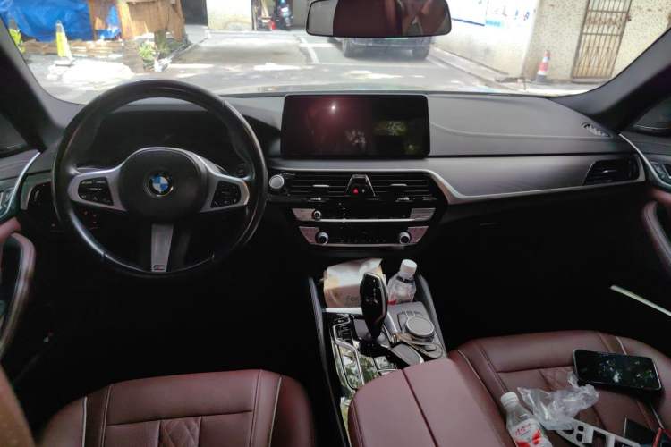 Used BMW 5 Series New Energy 2022 535Le M Sport Package Center Console