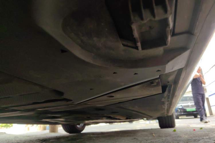 Used BMW 5 Series New Energy 2022 535Le M Sport Package Chassis Rear Right