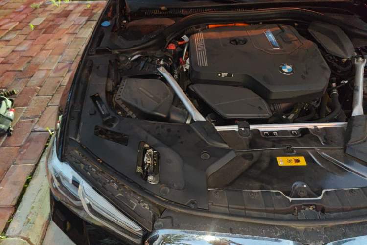 Used BMW 5 Series New Energy 2022 535Le M Sport Package Engine Bay Right