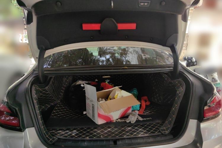 Used BMW 5 Series New Energy 2022 535Le M Sport Package Trunk