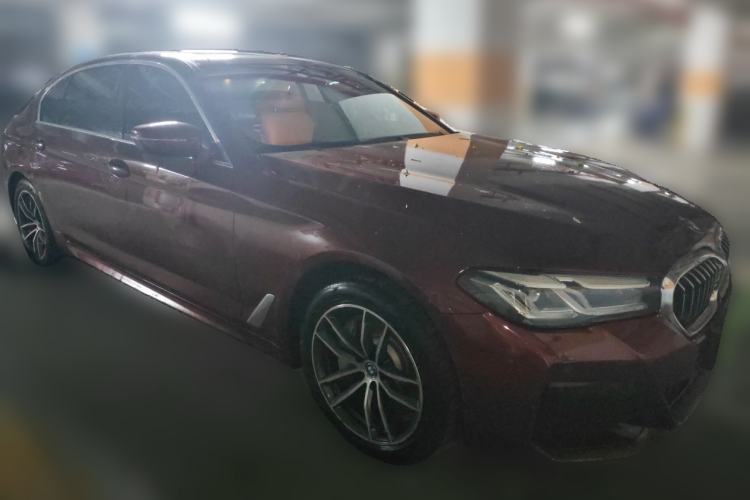 Used BMW 5 Series New Energy 2022 Second Facelift 535Le M Sport Package Front Right 45 Deg