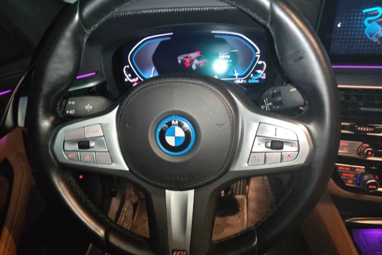 Used BMW 5 Series New Energy 2022 Second Facelift 535Le M Sport Package Steering Wheel