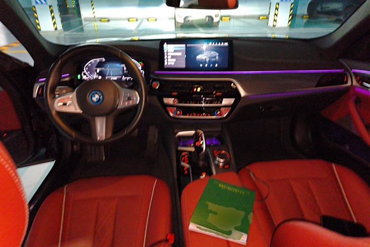 Used BMW 5 Series New Energy 2022 Updated Version 535Le Luxury Package Center Console