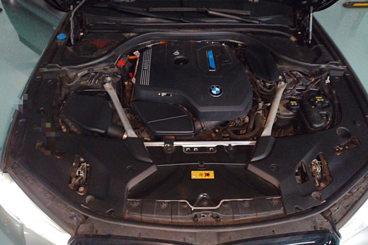 Used BMW 5 Series New Energy 2022 Updated Version 535Le Luxury Package Engine Bay