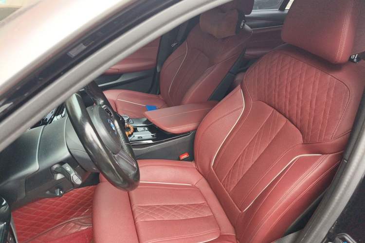 Used BMW 5 Series New Energy 2022 Second Facelift 535Le Pioneer Edition M Sport Package Left Front Seat