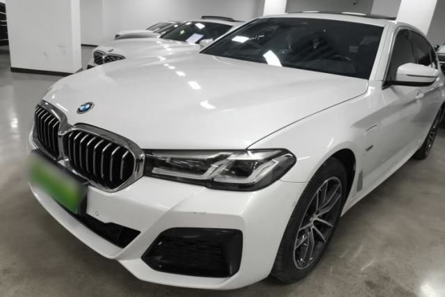 Ojetý BMW 5 Series New Energy 2022 Restyled 535Le M Sport Package
