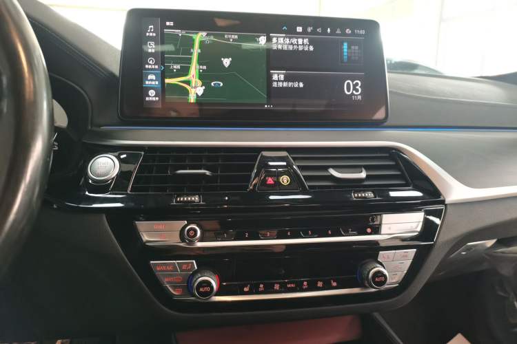 Used BMW 5 Series New Energy 2022 Second Facelift 535Le M Sport Package Audio And AC Panel