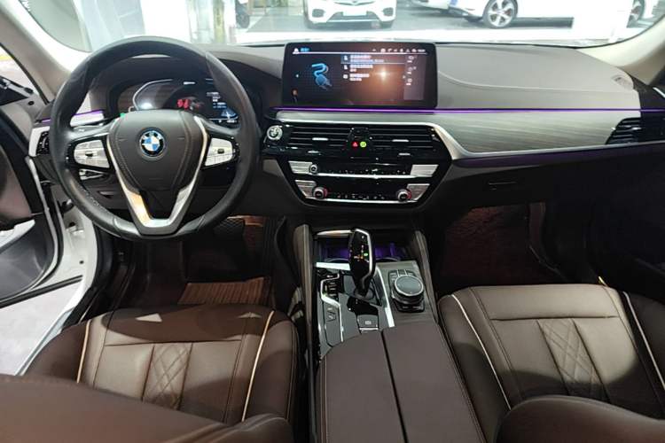 Used BMW 5 Series New Energy 2022 Updated Version 535Le Luxury Package Center Console
