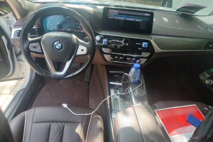 Used BMW 5 Series New Energy 2022 Updated Version 535Le Luxury Package Center Console