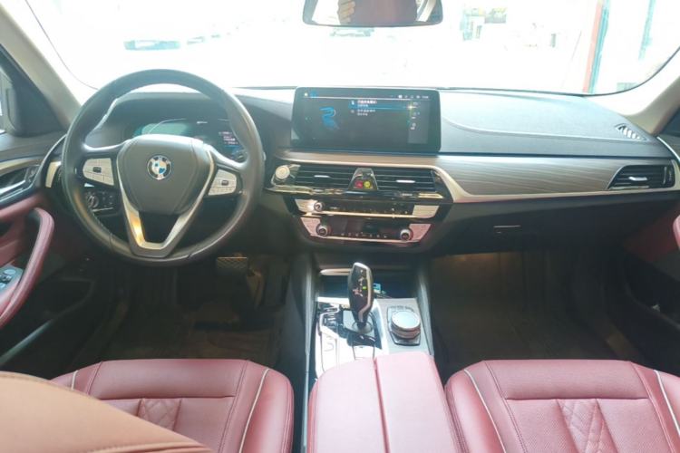 Used BMW 5 Series New Energy 2022 Second Facelift 535Le Luxury Package Center Console