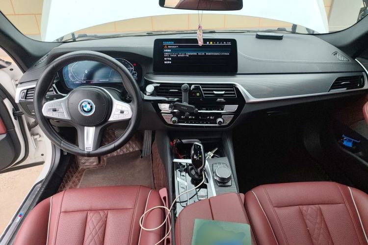 Used BMW 5 Series New Energy 2022 535Le M Sport Package Center Console