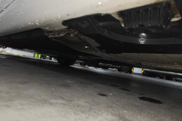 Used BMW 5 Series New Energy 2022 Second Facelift 535Le M Sport Package Chassis Rear Left