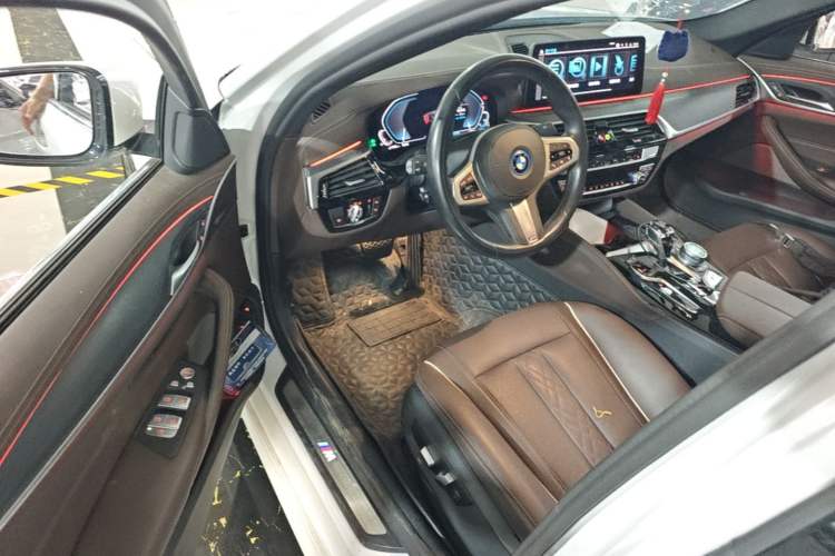 Used BMW 5 Series New Energy 2022 535Le M Sport Package Driver Seat