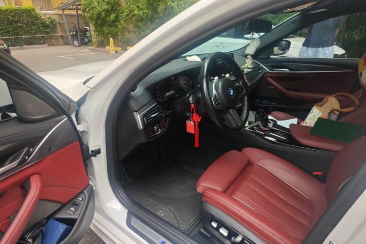 Used BMW 5 Series New Energy 2022 Second Facelift 535Le Pioneer Edition M Sport Package Driver Seat
