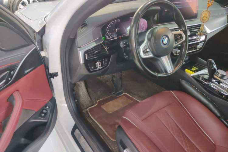 Used BMW 5 Series New Energy 2022 Restyled 535Le M Sport Package Driver Seat