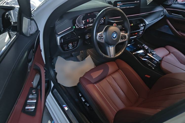 Used BMW 5 Series New Energy 2022 Second Facelift 535Le Pioneer Edition M Sport Package Driver Seat