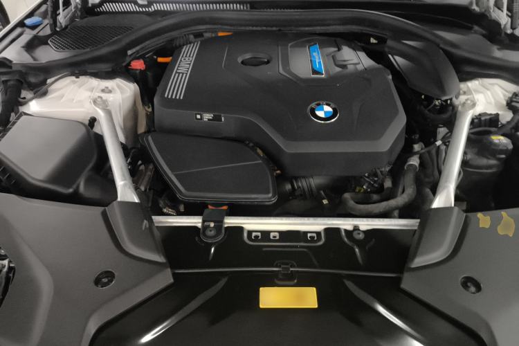 Used BMW 5 Series New Energy 2022 Restyled 535Le M Sport Package Engine Bay