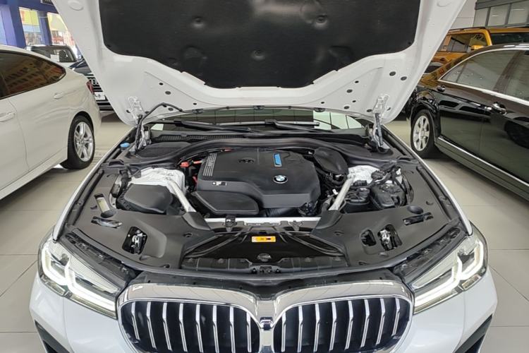 Used BMW 5 Series New Energy 2022 Restyled 535Le M Sport Package Engine Bay