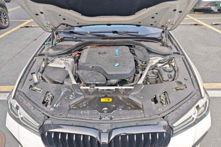 Used BMW 5 Series New Energy 2022 535Le Pioneer Edition M Sport Package Engine Bay