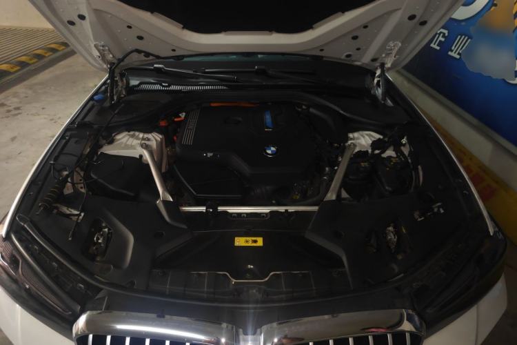 Used BMW 5 Series New Energy 2022 Second Facelift 535Le Pioneer Edition M Sport Package Engine Bay