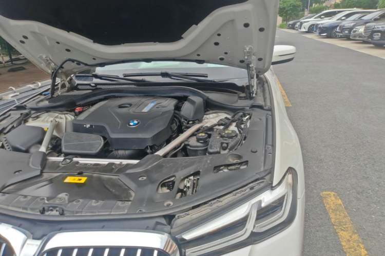 Used BMW 5 Series New Energy 2022 Restyled 535Le M Sport Package Engine Bay Left