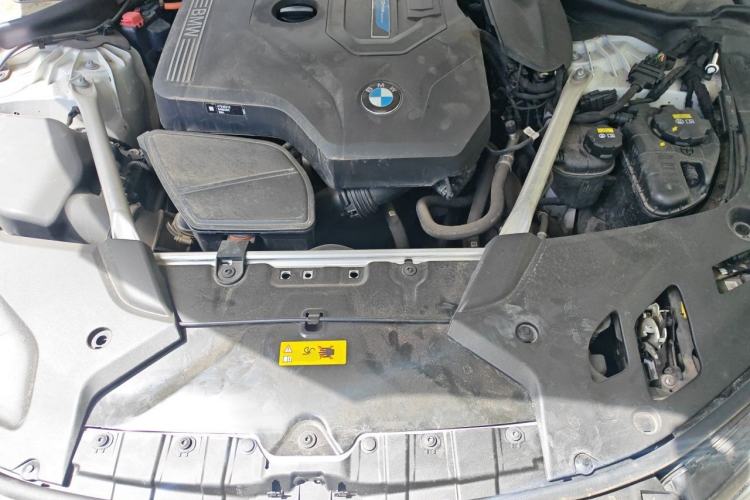 Used BMW 5 Series New Energy 2022 Restyled 535Le M Sport Package Engine Bay