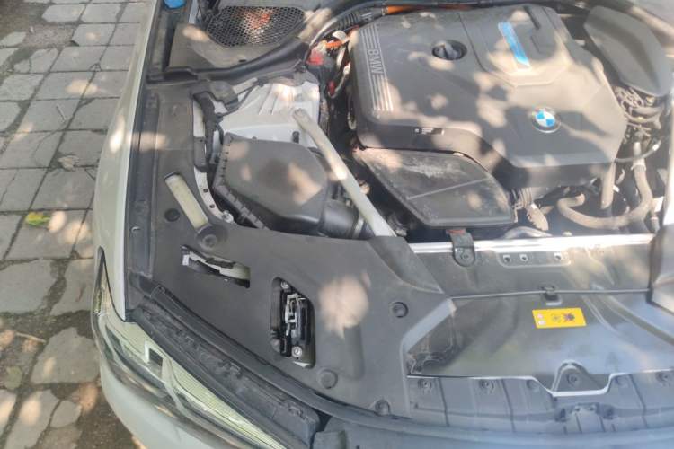 Used BMW 5 Series New Energy 2022 Updated Version 535Le Luxury Package Engine Bay Right