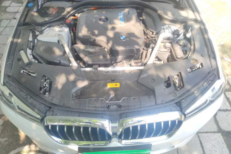 Used BMW 5 Series New Energy 2022 Updated Version 535Le Luxury Package Engine Bay