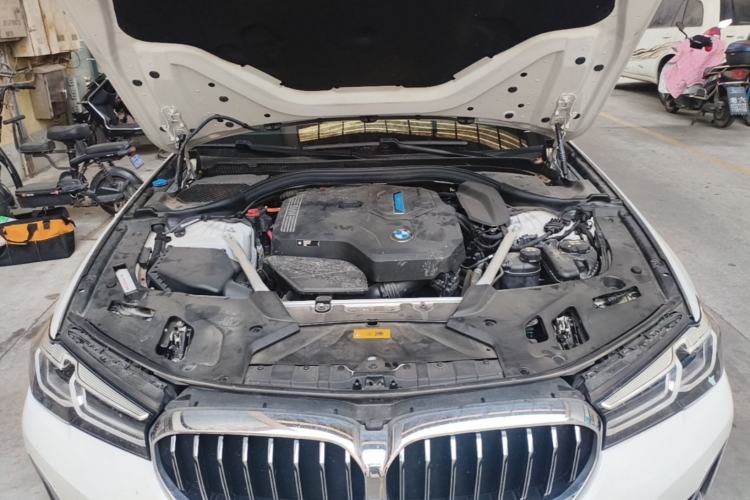 Used BMW 5 Series New Energy 2022 Second Facelift 535Le Luxury Package Engine Bay