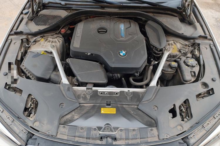 Used BMW 5 Series New Energy 2022 535Le M Sport Package Engine Bay