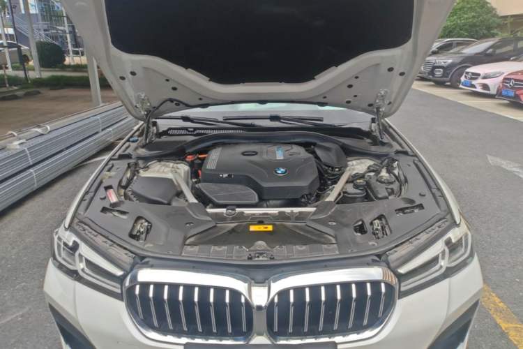 Used BMW 5 Series New Energy 2022 Restyled 535Le M Sport Package Engine Bay