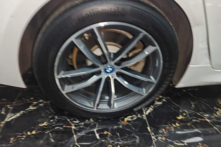 Used BMW 5 Series New Energy 2022 Restyled 535Le M Sport Package Exterior 3