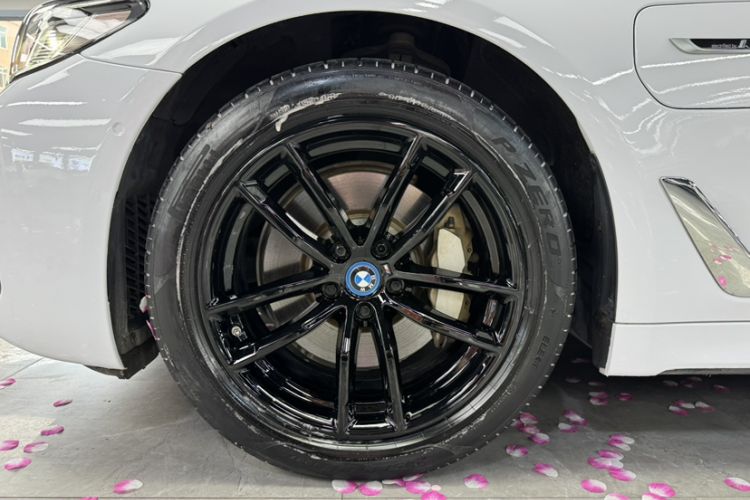 Used BMW 5 Series New Energy 2022 Second Facelift 535Le Pioneer Edition M Sport Package Exterior 5