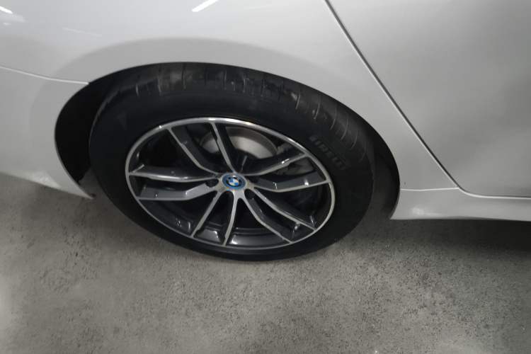 Used BMW 5 Series New Energy 2022 Restyled 535Le M Sport Package Exterior 5