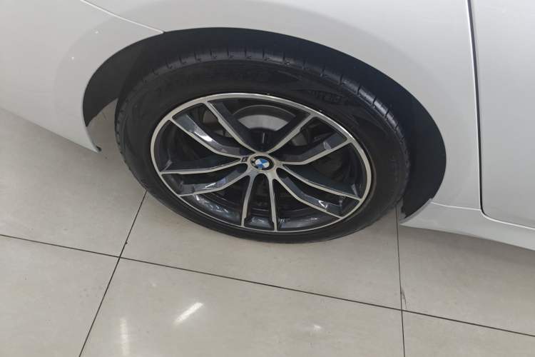 Used BMW 5 Series New Energy 2022 535Le M Sport Package Exterior 5
