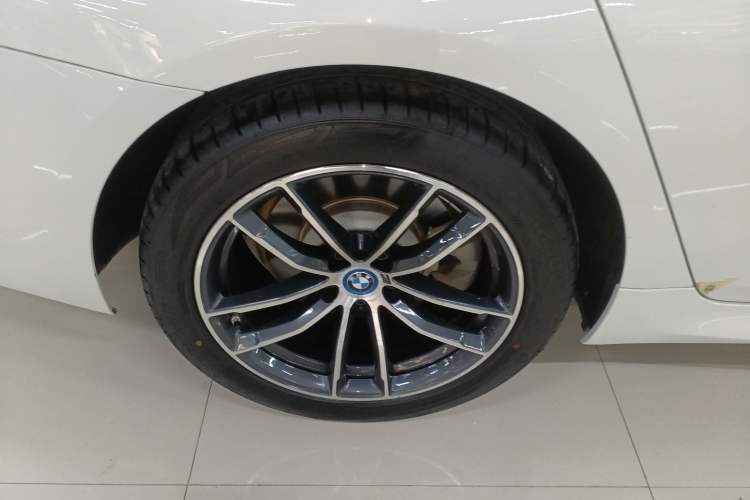 Used BMW 5 Series New Energy 2022 Second Facelift 535Le Pioneer Edition M Sport Package Exterior 5