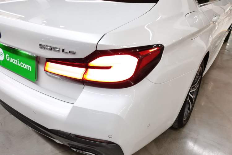 Used BMW 5 Series New Energy 2022 Second Facelift 535Le M Sport Package Exterior 6