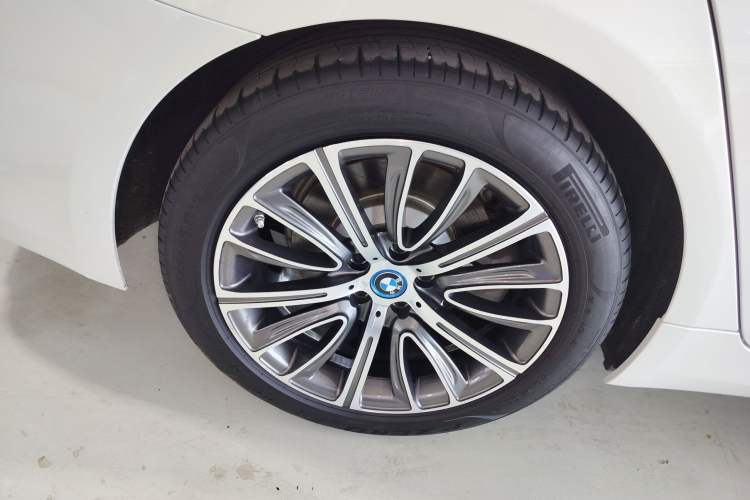 Used BMW 5 Series New Energy 2022 Updated Version 535Le Luxury Package Exterior 8
