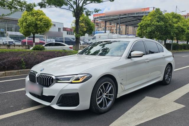 BMW 5 Series New Energy 2022 535Le Pioneer Edition M Sport Package usado