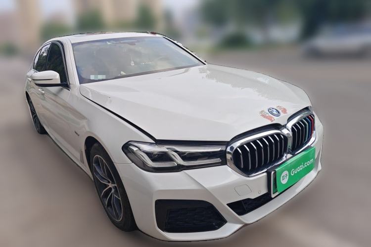 Used BMW 5 Series New Energy 2022 Restyled 535Le Pioneer Edition M Sport Package Front Right 45 Deg