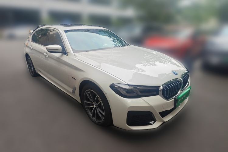 Used BMW 5 Series New Energy 2022 Second Facelift 535Le Pioneer Edition M Sport Package Front Right 45 Deg