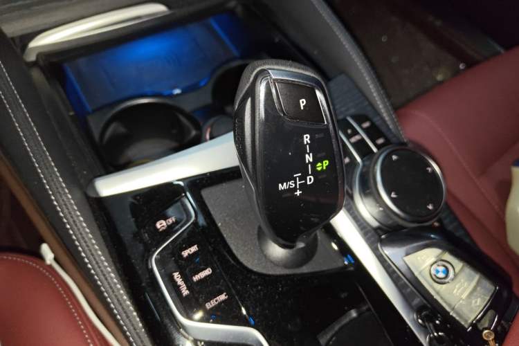 Used BMW 5 Series New Energy 2022 Second Facelift 535Le M Sport Package Gear Lever