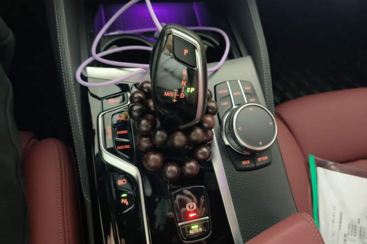 Used BMW 5 Series New Energy 2022 Second Facelift 535Le Pioneer Edition M Sport Package Gear Lever