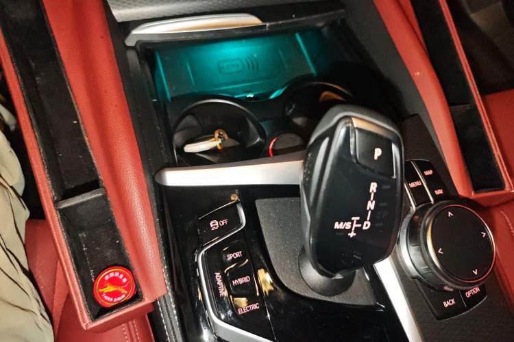 Used BMW 5 Series New Energy 2022 Revised Version 3 535Le Pioneer Edition M Sport Package Gear Lever