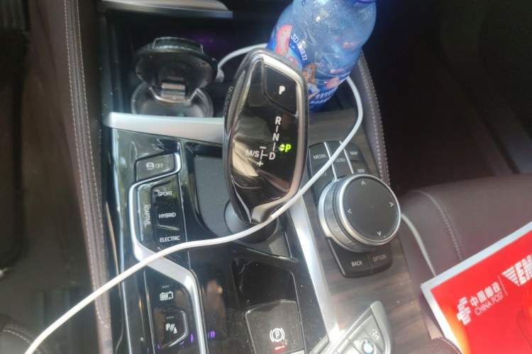 Used BMW 5 Series New Energy 2022 Updated Version 535Le Luxury Package Gear Lever