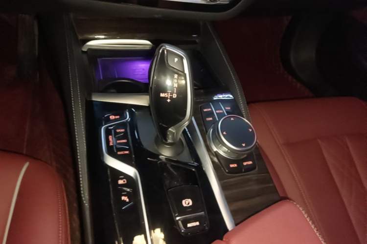Used BMW 5 Series New Energy 2022 Restyled 535Le M Sport Package Gear Lever