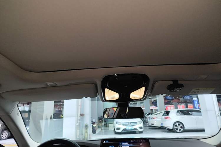 Used BMW 5 Series New Energy 2022 Updated Version 535Le Luxury Package Headliner
