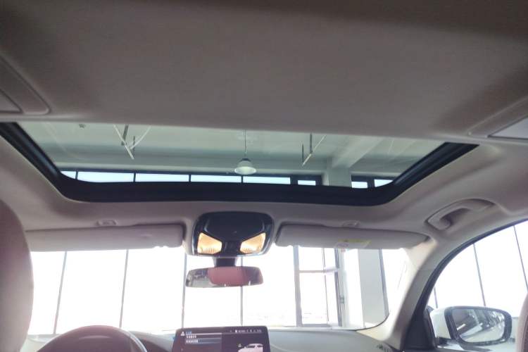 Used BMW 5 Series New Energy 2022 Updated Version 535Le Luxury Package Headliner
